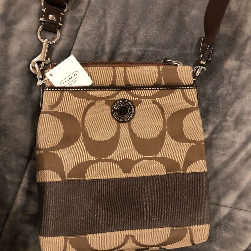 Brand new NWT coach cross body!